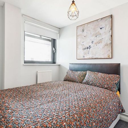 Docklands Cozy View Apartment ロンドン エクステリア 写真