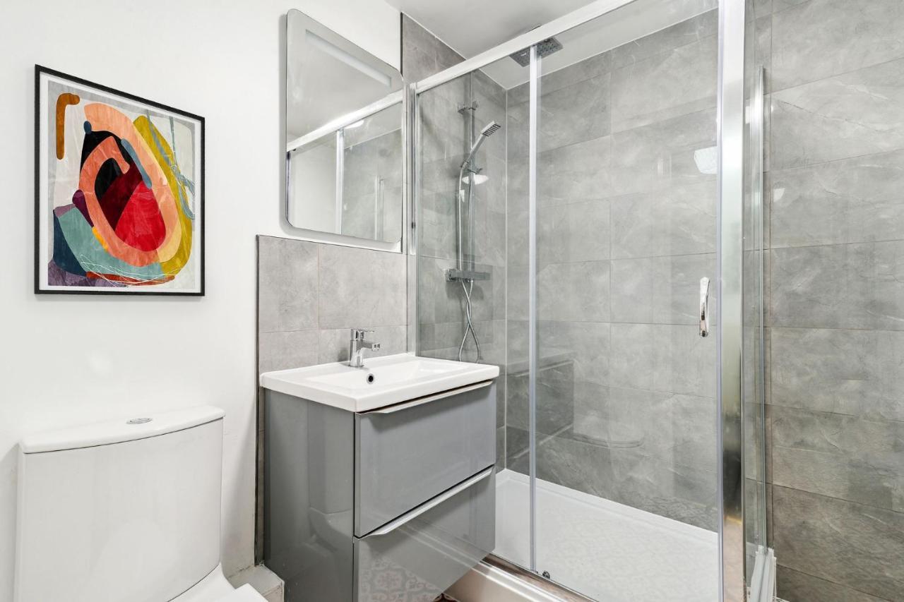 Docklands Cozy View Apartment ロンドン エクステリア 写真